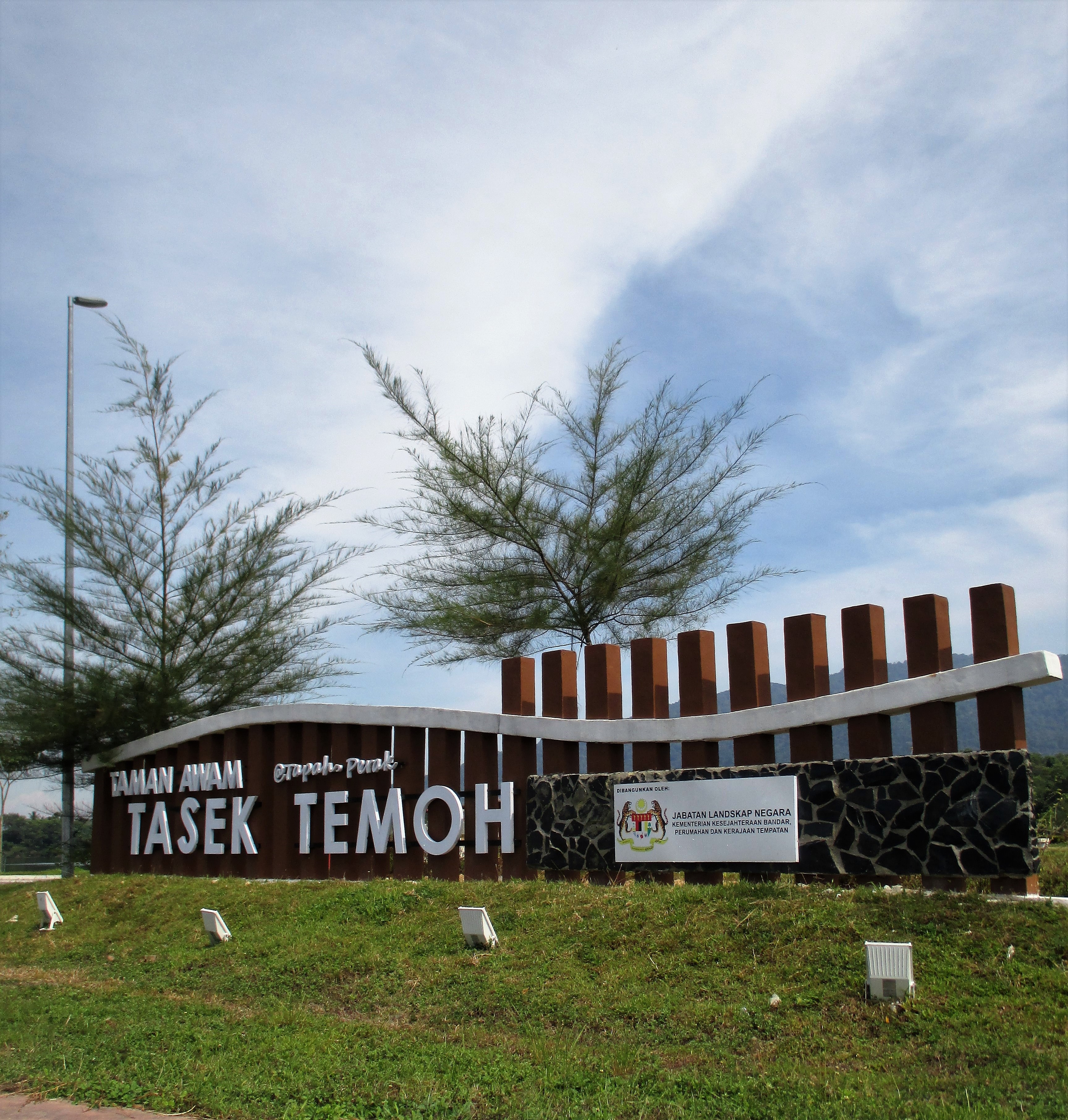 TAMAN TASEK TEMOH