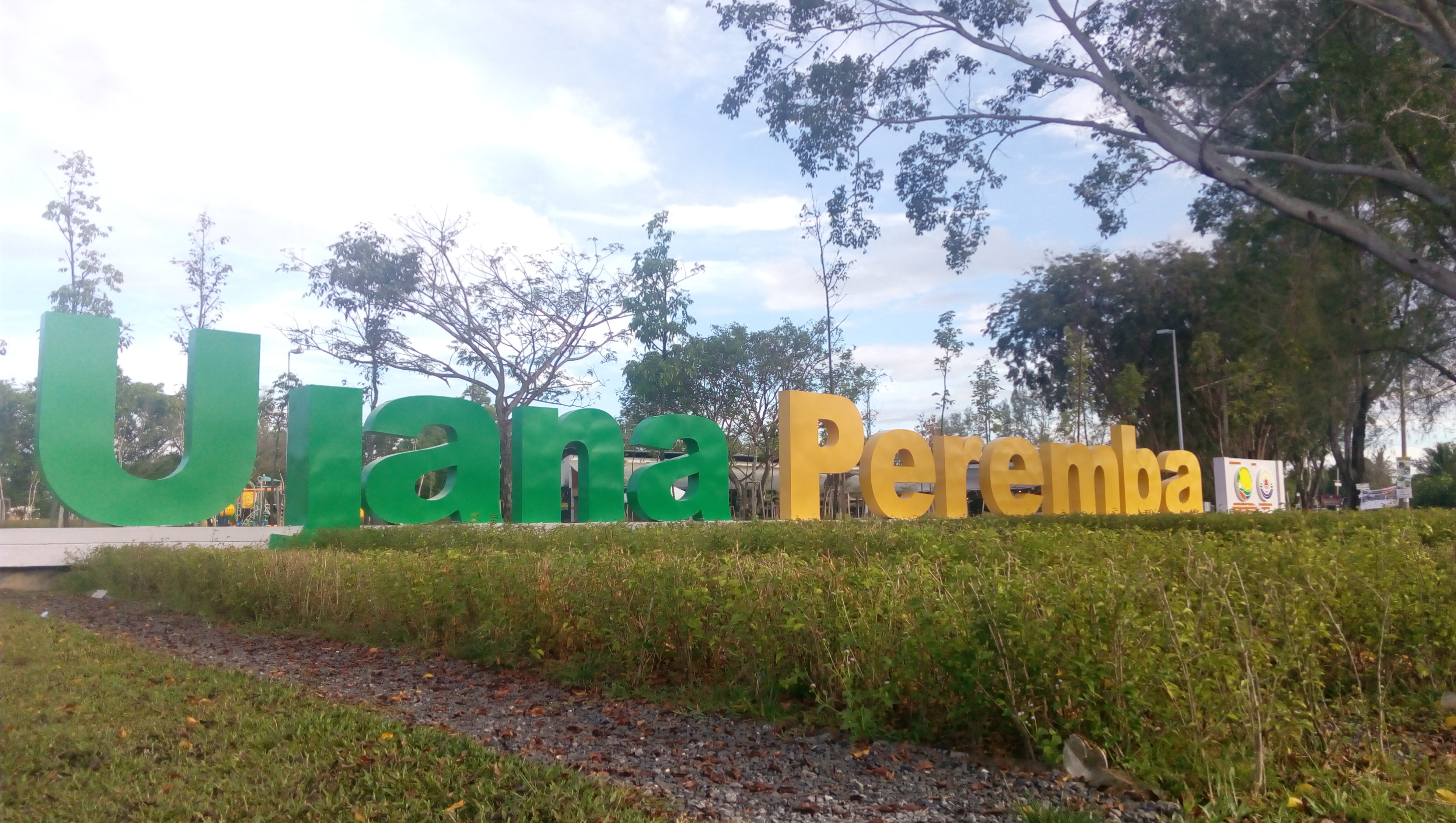 UJANA PEREMBA