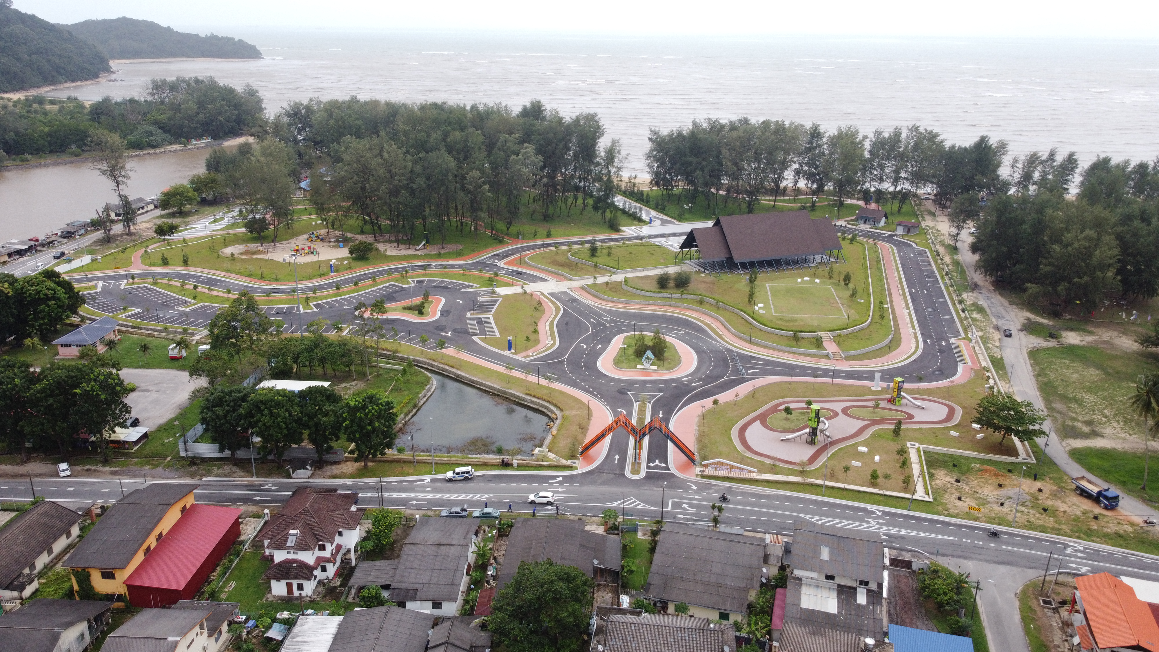 TAMAN AWAM KUALA KERTEH, KEMAMAN, TERENGGANU