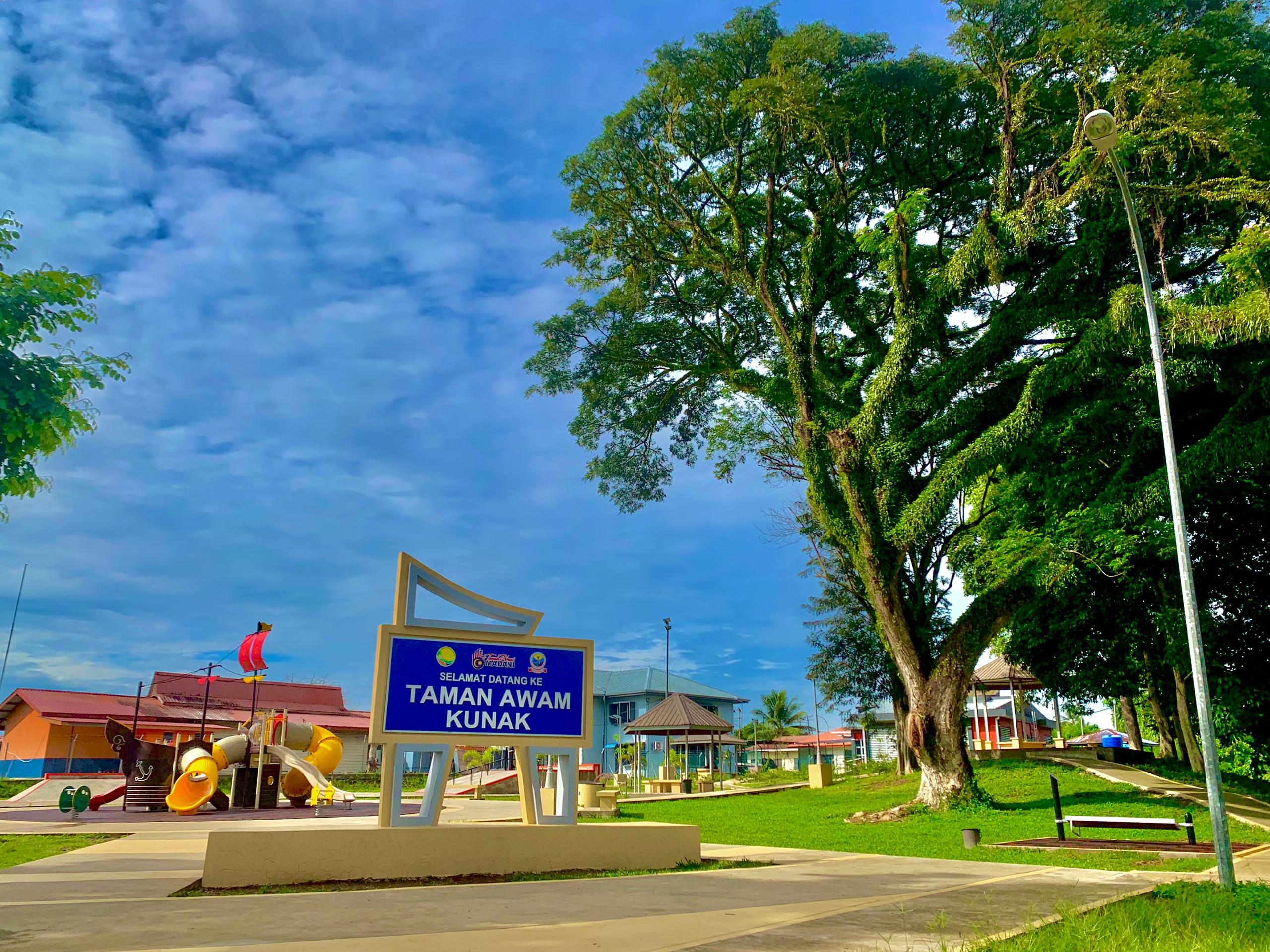 Cadangan Projek Naik Taraf Landskap Di Taman Awam...